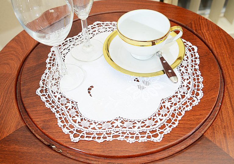 Round Placemats Monogrammable
