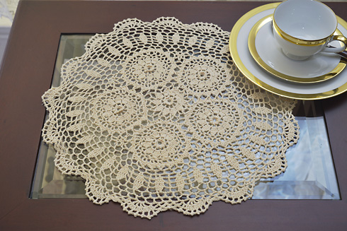 16" Round Crochet Wheat